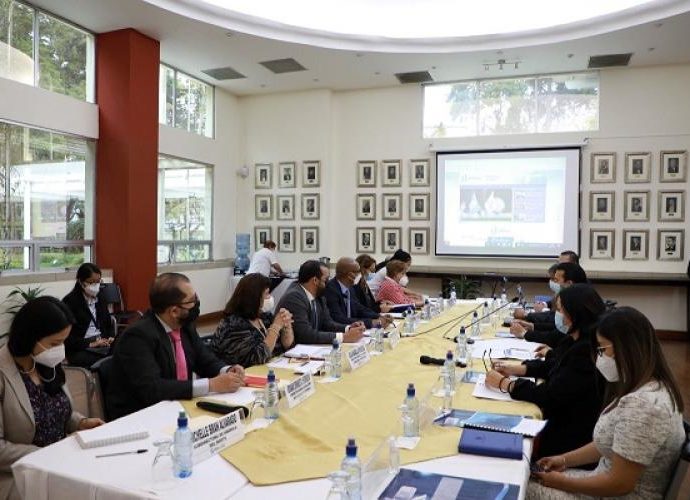 Minex y TSE abordan estrategias para fortalecer el voto en el extranjero en 2023