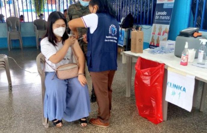 Más de 13 millones de personas han sido vacunadas en Guatemala