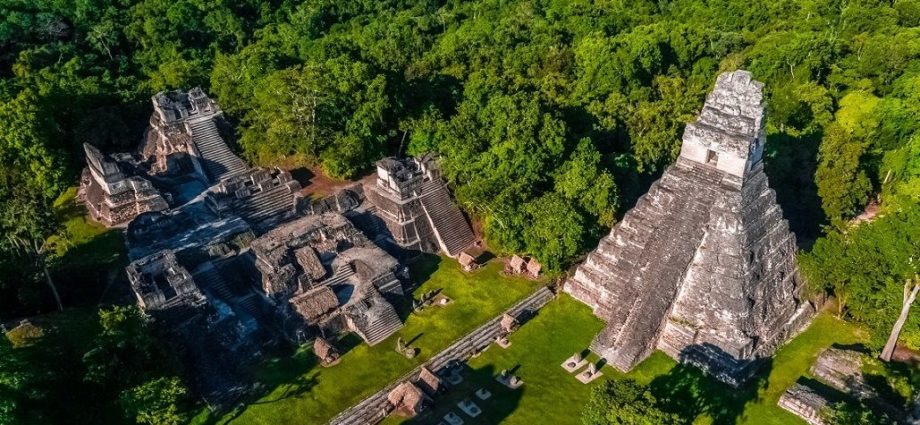 Petén: Una Aventura Maya