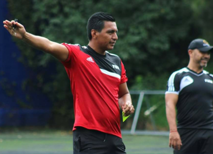 Concacaf designa a árbitro guatemalteco para juego internacional