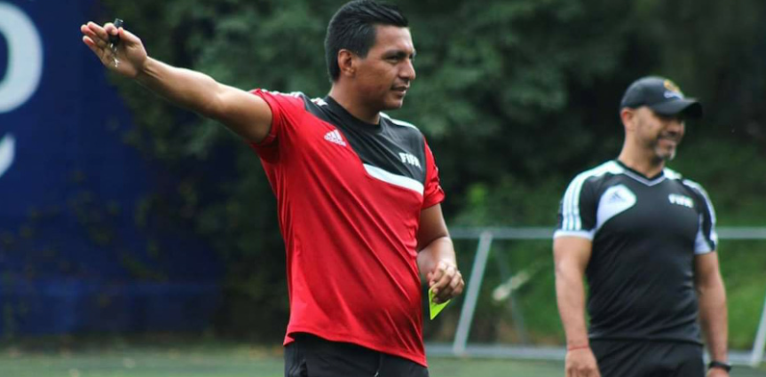 Concacaf designa a árbitro guatemalteco para juego internacional