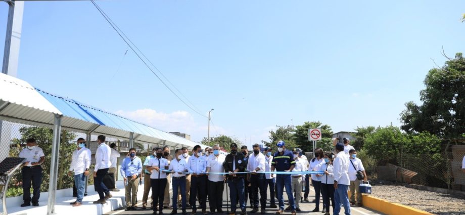 Presidente inaugura trabajos de mantenimiento y rehabilitación del puente vehicular Rodolfo Robles