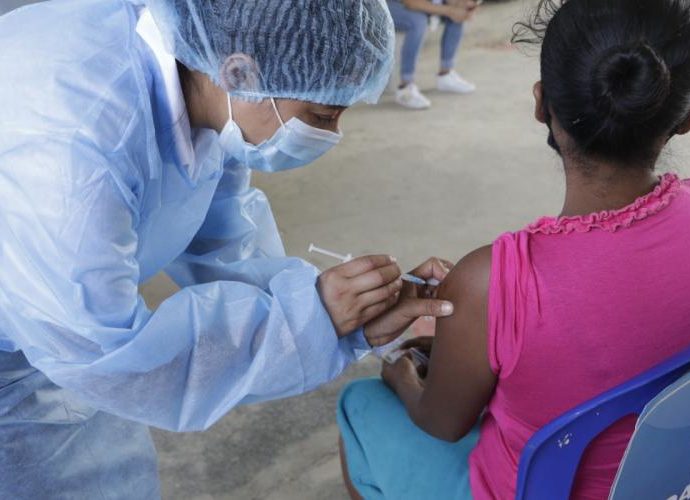 Intensifican vacunación contra COVID-19 en El Progreso