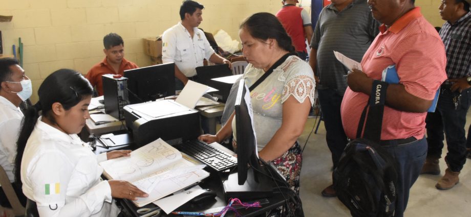 Más de 11 mil guatemaltecos han sido beneficiados con las Jornadas Móviles del 2022