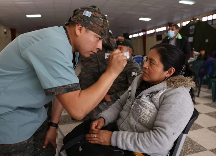 Militares reciben entrenamiento de enfermería