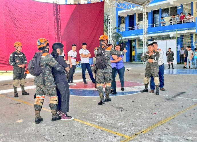 Cuarta Brigada de Infantería capacita a jóvenes en medidas de seguridad ante sismos