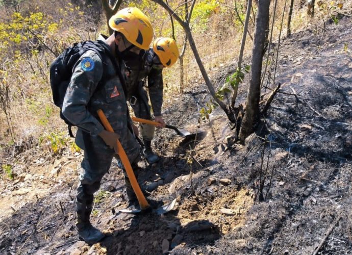 Más de 900 soldados en apresto para combatir incendios forestales