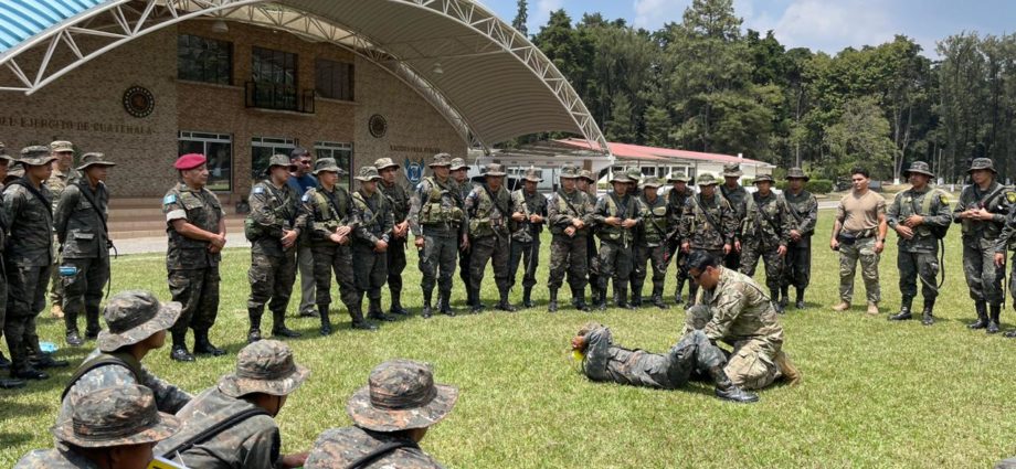 Guatemala sede de capacitación militar con El Salvador y Honduras