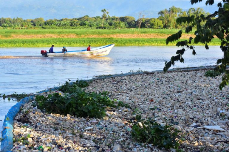 Gobierno refuerza protección de río Motagua