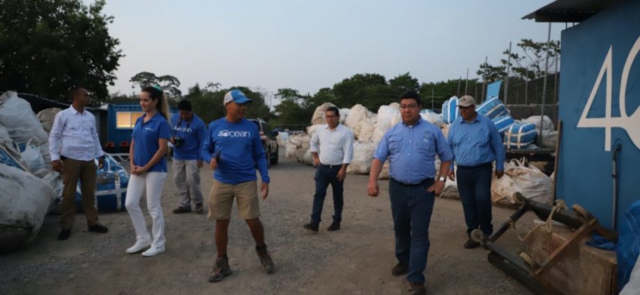 Guatemala refuerza alianzas internacionales para la limpieza del Motagua