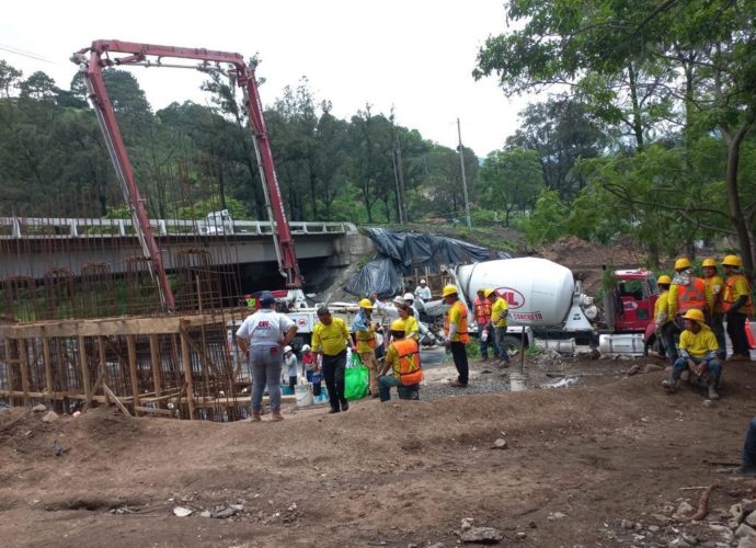 #Nacionales | Construyen Paso a Desnivel en Amatitlán para mejorar la circulación vial