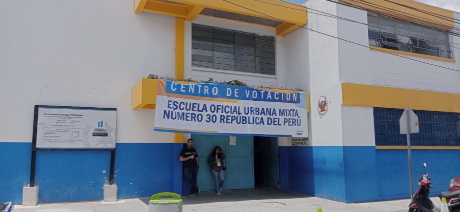 #ExpresionElectoral2023 | Centro de Votación Escuela Oficial Urbana Mixta Número 30 República del Perú zona 5.