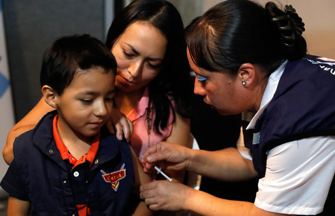 Vacunación del VPH ahora cubrirá a niños a partir de los 9 años