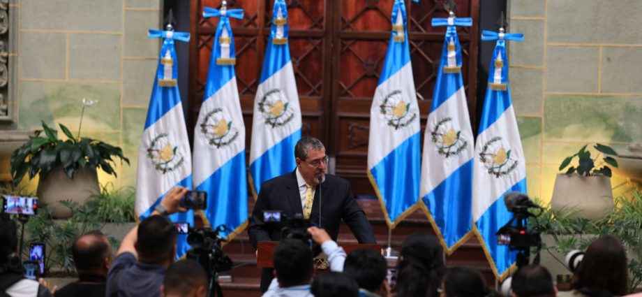 Presidente Arévalo: “La fiscal debe venir el lunes”