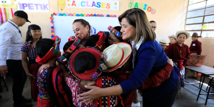 El Gobierno de Guatemala inició el año escolar 2024 con el compromiso de lograr calidad educativa