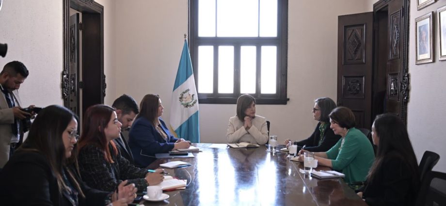 Gobierno de Guatemala lidera iniciativas y compromisos para fortalecer a la mujer en la sociedad