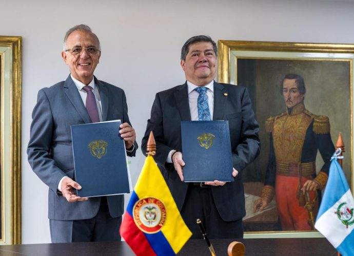 Colombia y Guatemala firman acuerdo de cooperación y seguridad