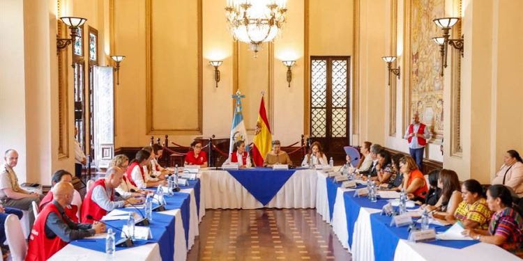 Primera Dama de Guatemala y Reina Letizia de España actualizan avances de proyectos