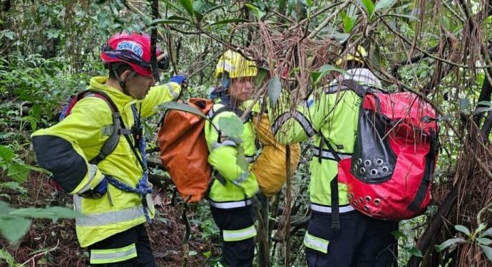 Rescatistas de la patrulla especial de rescate de la ASONBOMD en Sacatepéquez