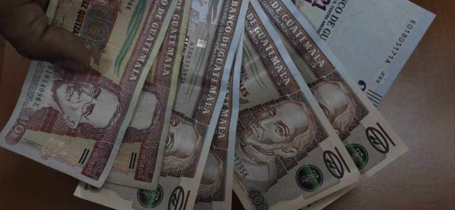 BANGUAT no incide en la tendencia del movimiento del dólar en el país