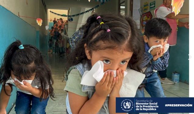 Niños y niñas de los Centros de Atención Integral realizan simulacros contra incendios