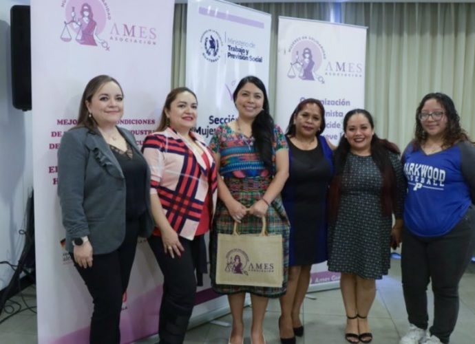 El MINTRAB organizó el foro Importancia de la Salud de las Mujeres en los Centros Laborales