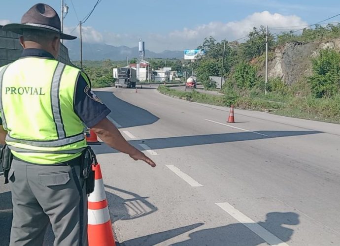 Brigadas de PROVIAL se mantienen monitoreando la red vial del país