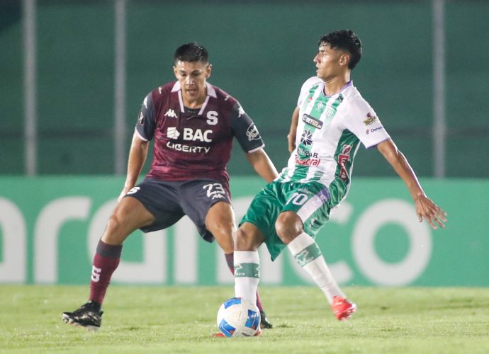 Antigua GFC se aferra al empate ante Saprissa; todo queda abierto para el partido de vuelta