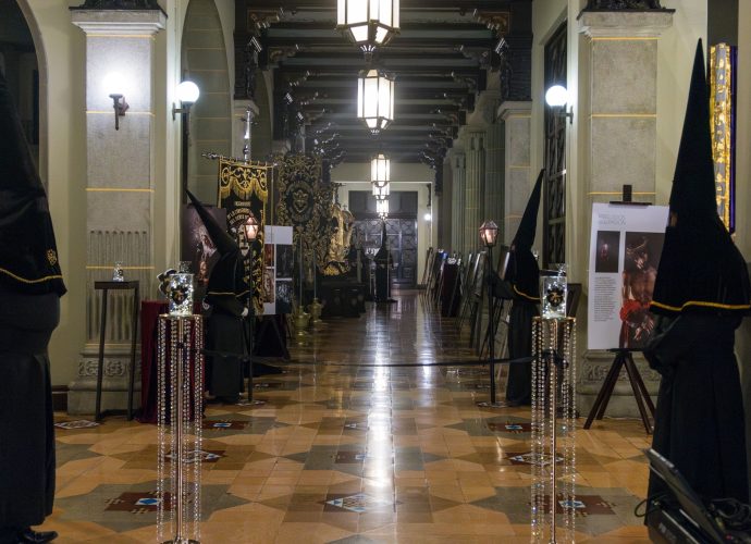 Exposición “Año Magno en la Escuela de Cristo”, es presentada en el Palacio Nacional de la Cultura