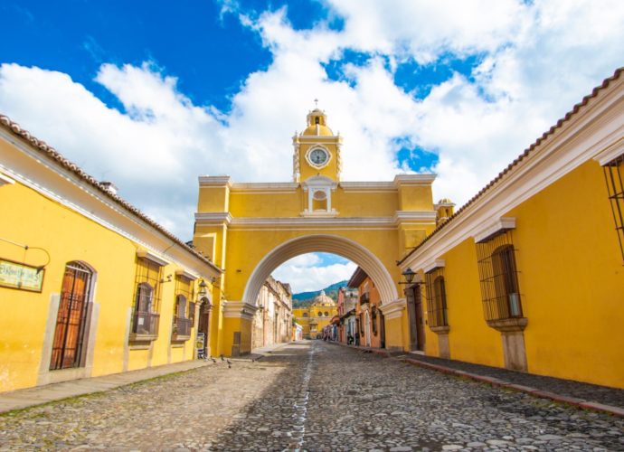 Antigua Guatemala se destaca como uno de los destinos imperdibles en 2025 según National Geographic