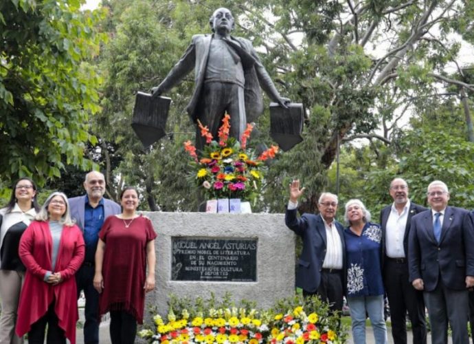 MCD ha emitido convocatoria para construcción de monumento funerario en honor a la memoria de Miguel Ángel Asturias