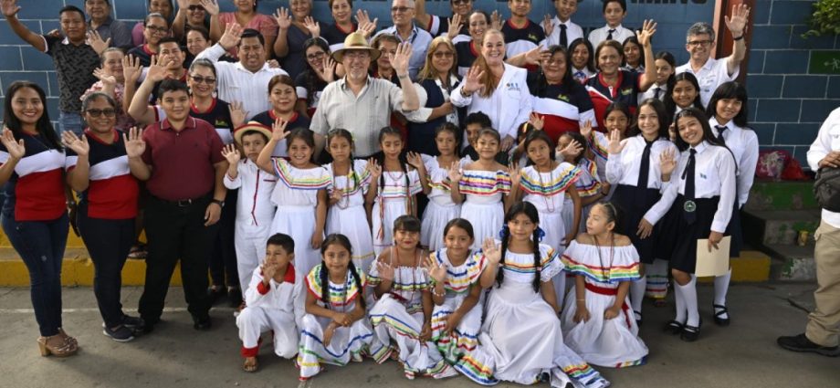 Escuela El Ingeniero Jornada Vespertina es un ejemplo del el programa de mantenimiento de edificios escolares