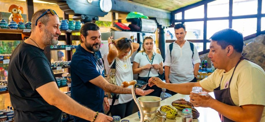 El INGUAT anunció el incremento del ingreso de turistas de turistas extranjeros al país creció 16 %