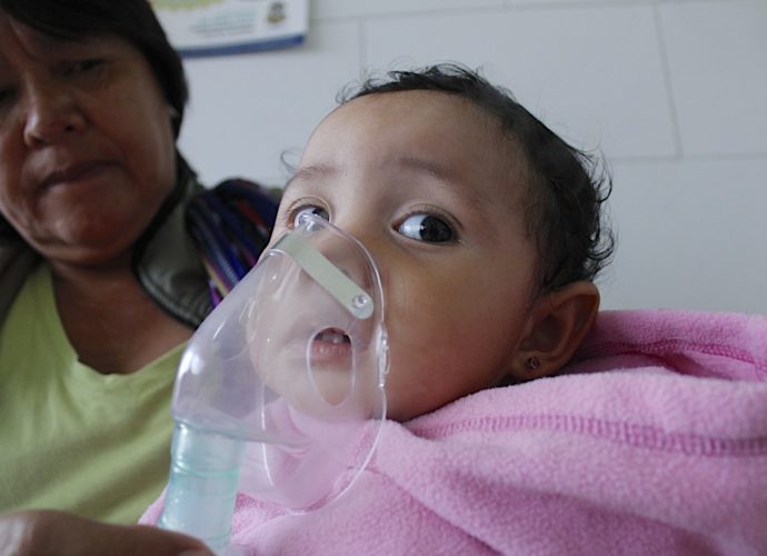 Invierno seguro: Mantén a tu bebé lejos de la bronquiolitis