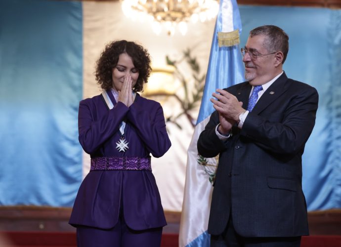 La voz de Guatemala: Gaby Moreno recibe la Orden Presidencial