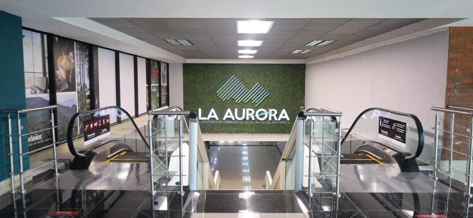 Gobierno presenta plan integral para la recuperación del Aeropuerto Internacional La Aurora