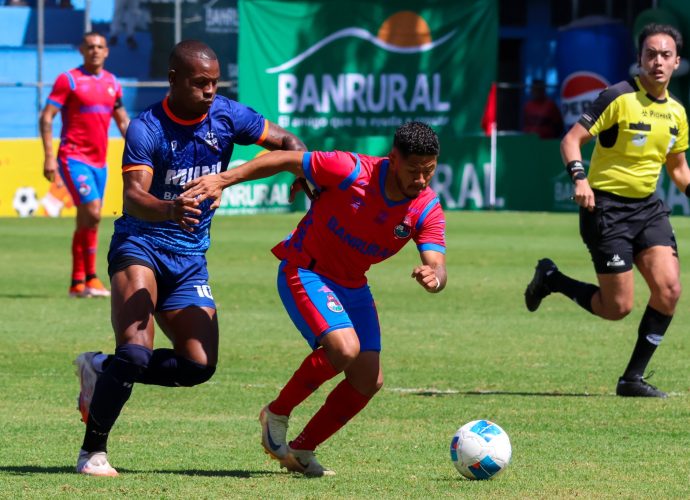 Los Rojos del Municipal inician su travesía por el torneo Clausura de la liga nacional de futbol