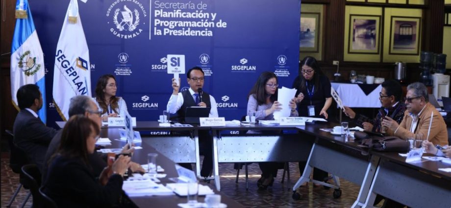 La asignación constitucional destinada a las municipalidades experimentará un incremento del 23 % este año 2025