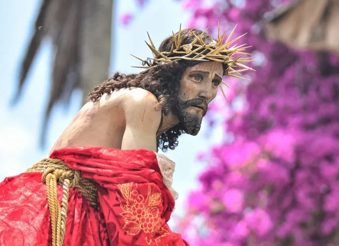 Jesús Nazareno de la Reseña: Historia y Devoción en San Cristóbal Verapaz