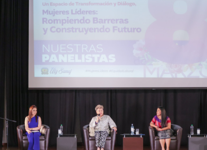 Foro sobre liderazgo femenino organizado por Mintrab cuenta con la participación de la Primera Dama de la Nación