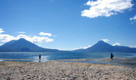 El 95% de Hoteles en Atitlán Incumple Normas de Tratamiento de Agua, Revela el MARN El 95% de Hoteles en Atitlán Incumple Normas de Tratamiento de Agua, Revela el MARN