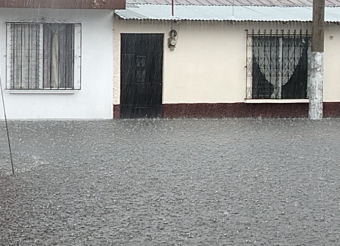 Conred reporta más de mil emergencias por lluvias en el país. Conred reporta más de mil emergencias por lluvias en el país.