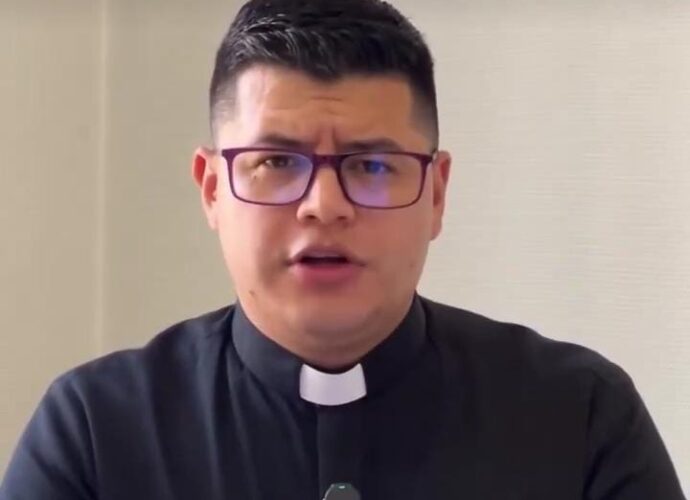 Padre Brandon desde Navarra: “La fe no se impone por ley”
