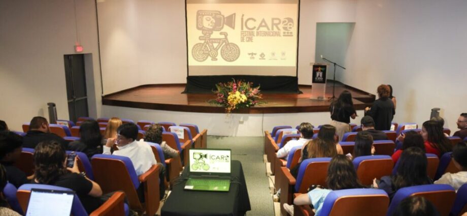 El Séptimo Arte Ilumina el Palacio Nacional: Guatemala Inaugura el Festival Ícaro 2025