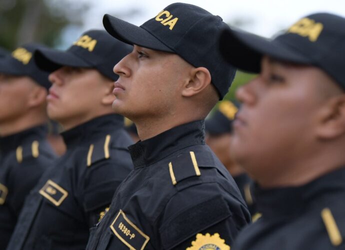 Guatemala en Alerta Máxima: Fuerzas de Seguridad Refuerzan Medidas tras Trágico Ataque a Agentes de la PNC Guatemala en Alerta Máxima: Fuerzas de Seguridad Refuerzan Medidas tras Trágico Ataque a Agentes de la PNC