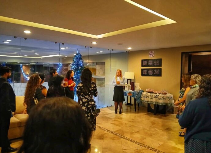 La Pepita Editorial abre convocatoria para mujeres en poesía, cuento y/o ensayo. La Pepita Editorial abre convocatoria para mujeres en poesía, cuento y/o ensayo.