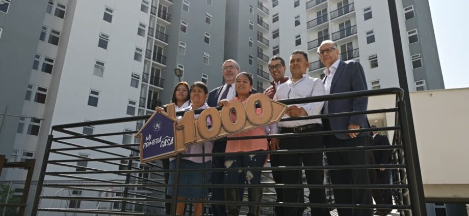 Meta alcanzada: Presidente Arévalo entrega la vivienda número 1,000 del programa «Mi Primera Casa»