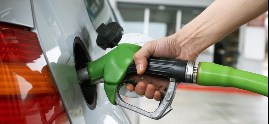 MEM oficializa reglamento de apoyo a consumidores de combustibles