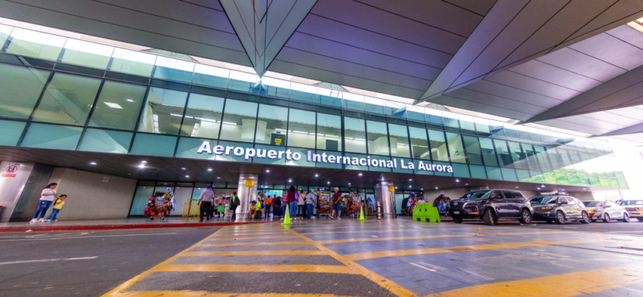 Aeropuerto La Aurora escala posiciones y ya es el cuarto mejor de la región