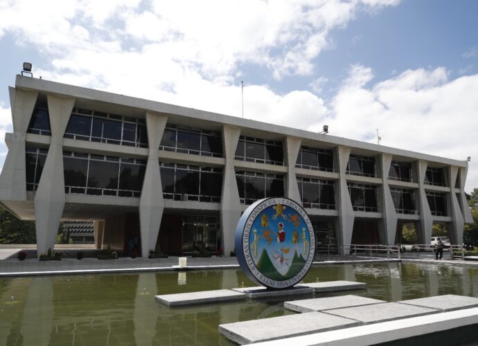 Diputados de Semilla piden a la Contraloría realizar auditoría por estudiantes afectados en la San Carlos